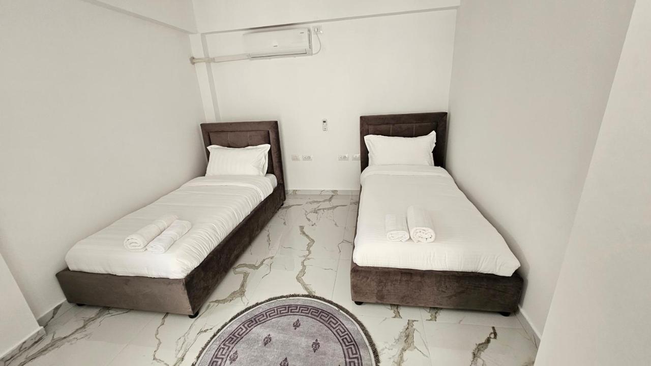 Ulliri Apartment Tirana Exterior photo